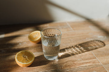 Can I Drink Lemon Water at Night? Here's What Actually Happens to Your Body